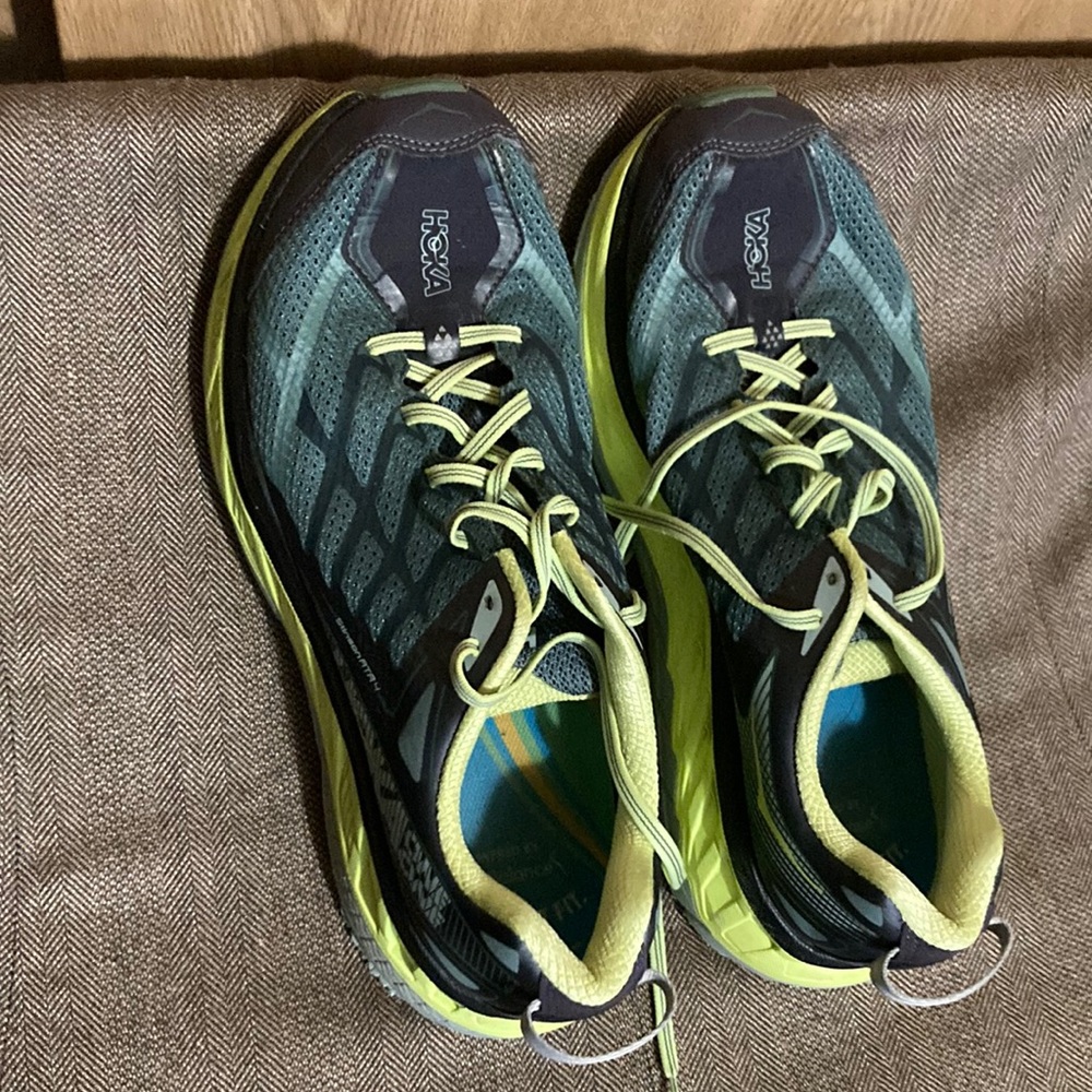 HOKA ONE ONE STINSON ATR 4’s. These are the most comfortable shoes one earth!
